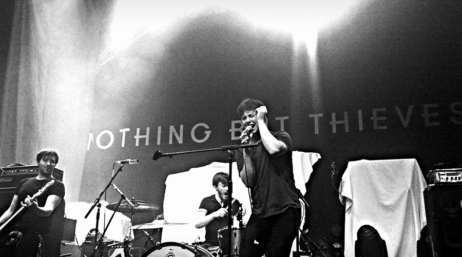 NOTHING BUT THIEVES 사진
