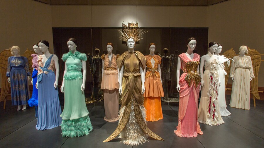 멧 갈라(Met Gala) 패션전시회 사진