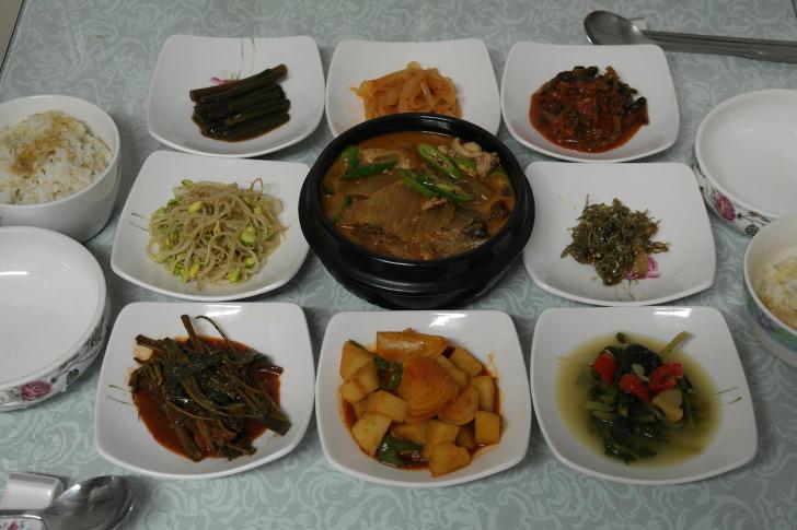 e-요리 - 이마트몰, 당신과 가장 가까운 이마트 [오늘은e-요리]친정엄마에게 배운 솜씨로 차린 소박한 식탁