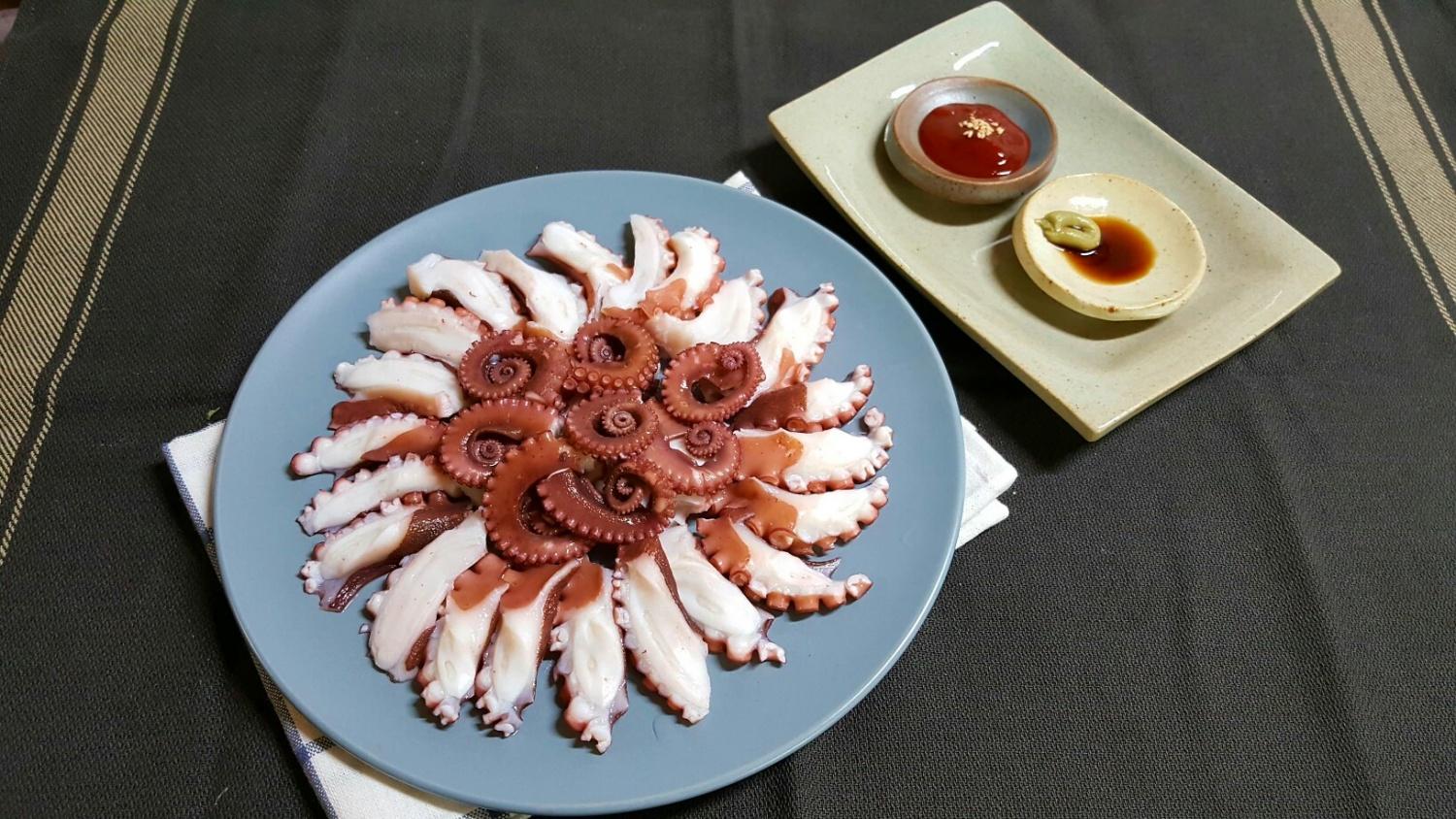 e-요리 - 이마트몰, 당신과 가장 가까운 이마트 [오늘은e-요리] 쫄깃한 문어숙회 삶는법
