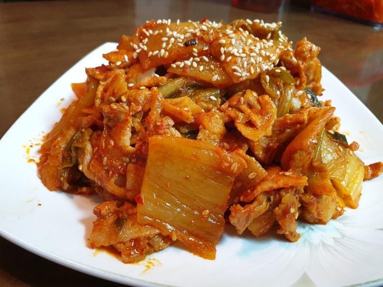 e-요리 - 이마트몰, 당신과 가장 가까운 이마트 [오늘은e-요리]삼겹살 김치 볶음..